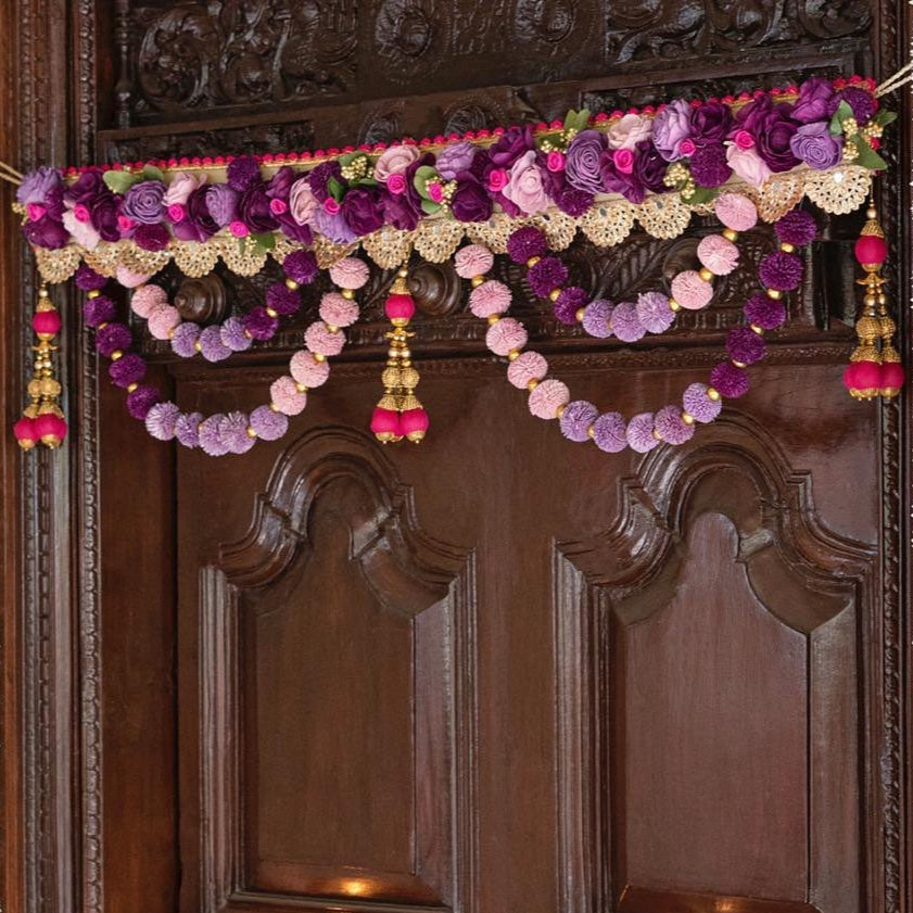 The Psychology of Door Décor: Why Beaded Torans  Create Welcoming Spaces