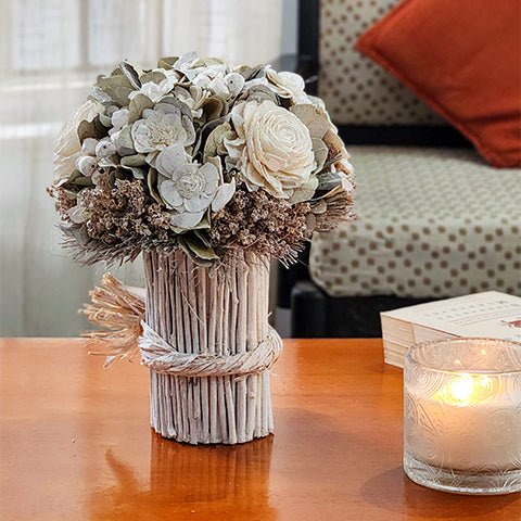 Flowers bouquet for Home decor Design