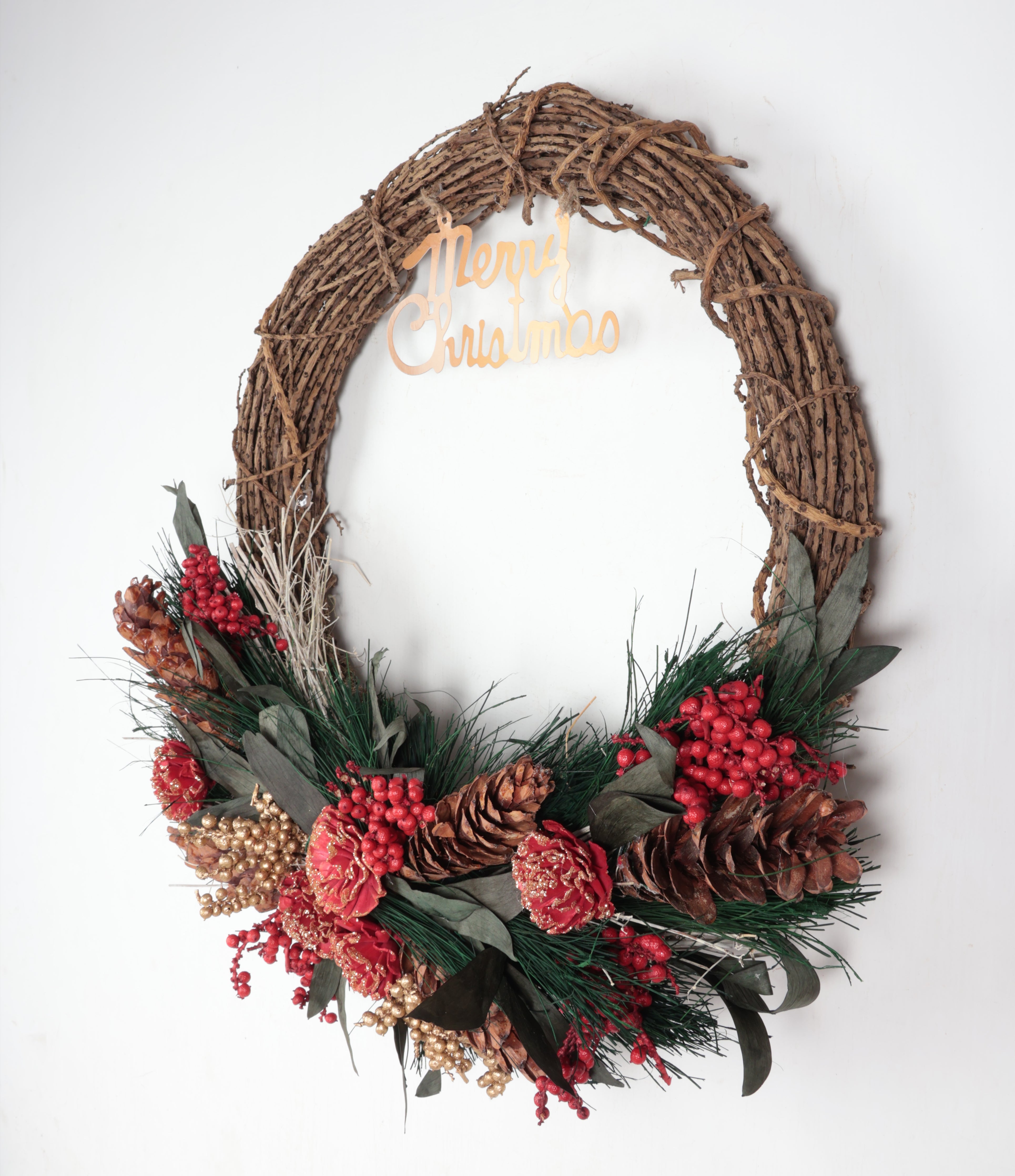 Pine Cone Lit Christmas Wreath