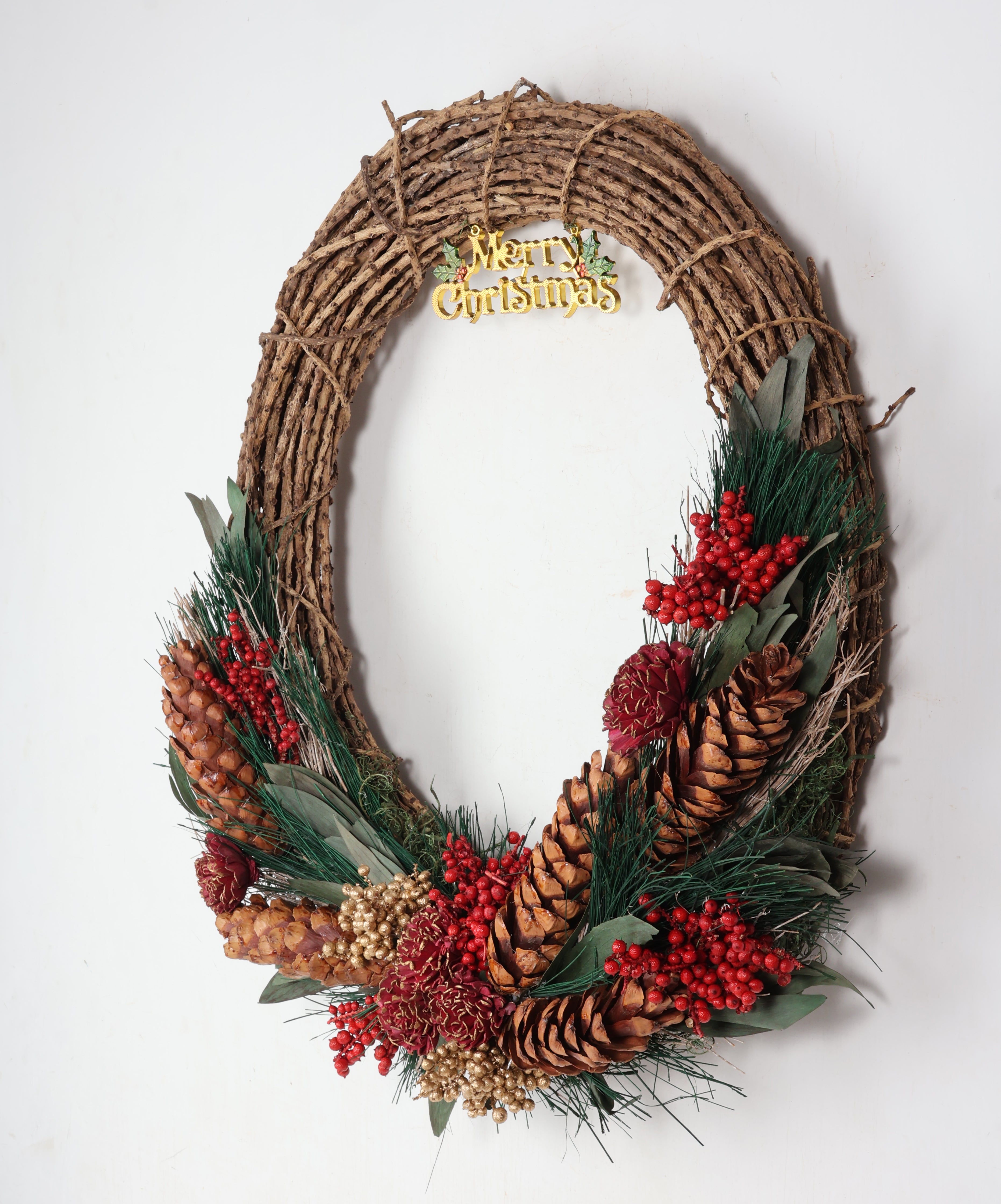 Pine Cone Lit Christmas Wreath
