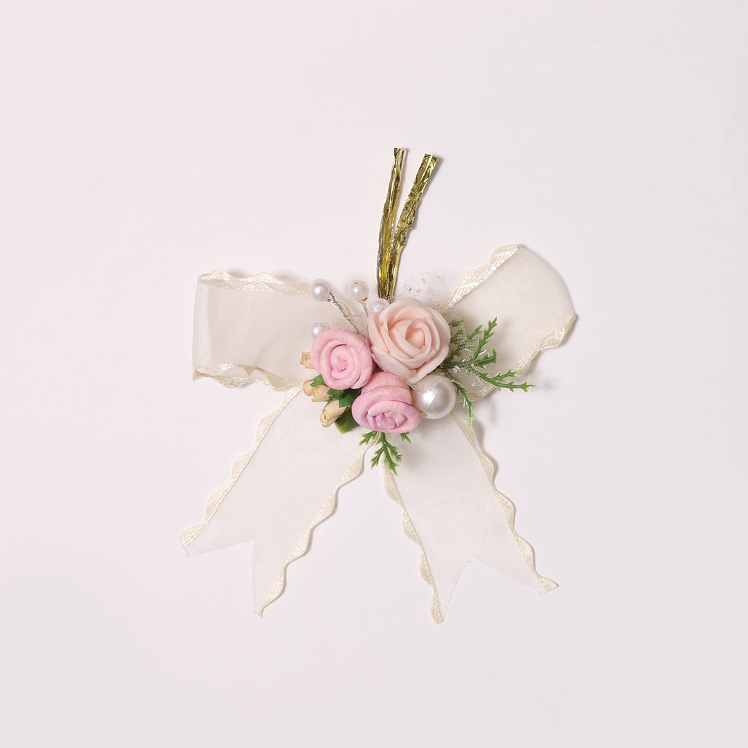 White Floral Gift Embellishment